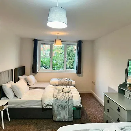 Stylish Retreat 2 Bed Flat Apartamento *