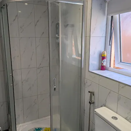 Peaceful And Comfortable Guest In Chorlton, Apartamento *