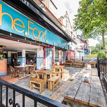 Homestay szállás Lovely Single Close To Mufc & Cricket Ground Manchester