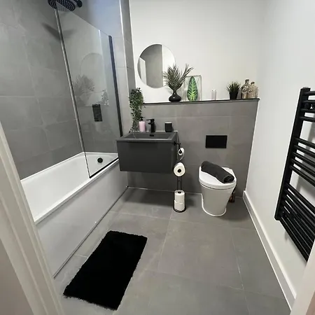 Apartamento Spacious 2-bedroom With Views In