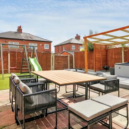 Casa de Férias Keystone Cosy 4 Bed House Manchester