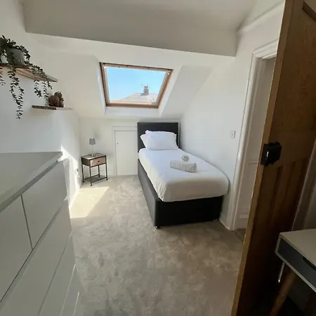 Keystone Cosy 4 Bed House