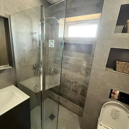 Keystone Cosy 4 Bed House Casa de Férias Manchester