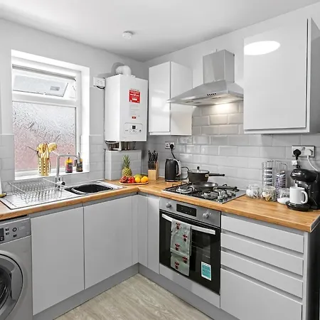 Apartamento Modern & Stylish 2-bed Flats In *