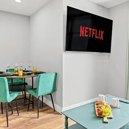 Modern & Stylish 2-bed Flats In * Manchester