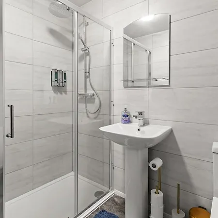 Modern & Stylish 2-bed Flats In Apartamento Manchester