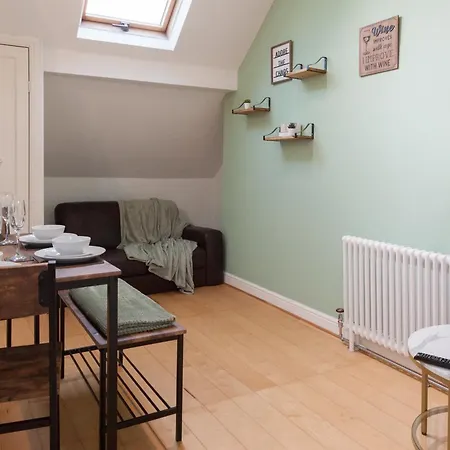 Victorian Elegance At Kingscliffe, Sleeps 16 Villa *