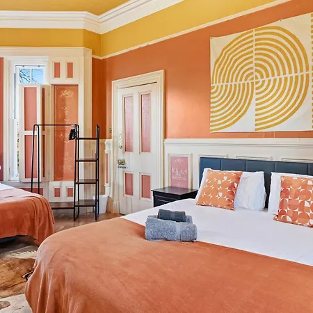 Victorian Elegance At Kingscliffe, Sleeps 16