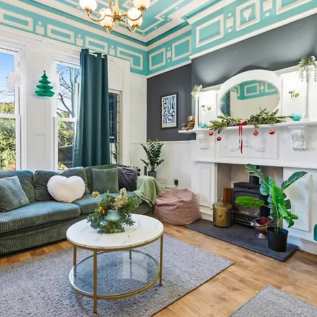 Victorian Elegance At Kingscliffe, Sleeps 16 Villa Manchester