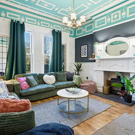 Victorian Elegance At Kingscliffe, Sleeps 16 Villa Manchester