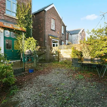 Victorian Elegance At Kingscliffe, Sleeps 16 *