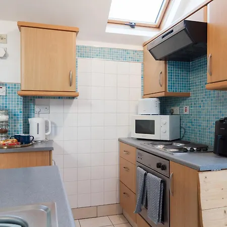 Villa Victorian Elegance At Kingscliffe, Sleeps 16 Manchester