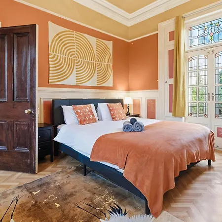 Victorian Elegance At Kingscliffe, Sleeps 16 Villa *