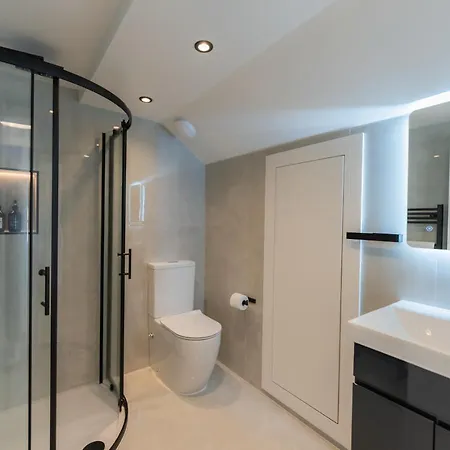 Luxury 8 Bed Дом отдыха Манчестер