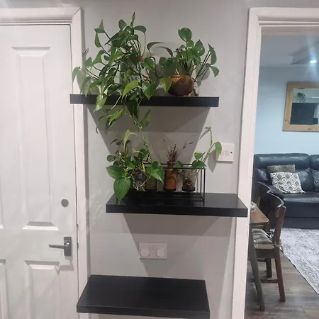 3bedroom-sleeps5-wifi-singlecarparking Semesterbostad
