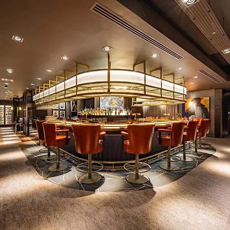 Dakota Airport Szálloda 4*