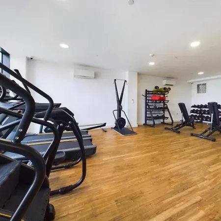 Apartment Lux High-rise Two Bed-balcony With Waterside View Manchester