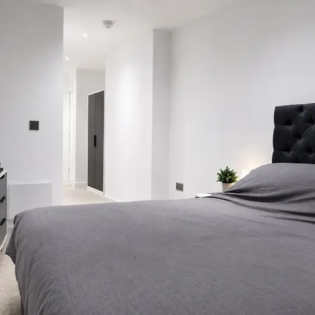 High Rise In Centre Deansgate, Stunning Views *