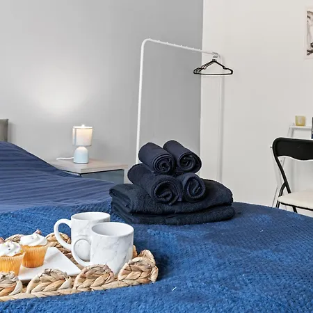 Arosa Escape- Modern2 Bed Suite,sleeps 5,free Parking,ps4,kingbed,wifi,near Christies Apartman Manchester