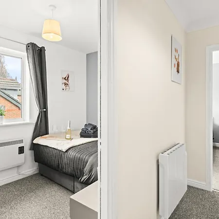 Apartman Arosa Escape- Modern2 Bed Suite,sleeps 5,free Parking,ps4,kingbed,wifi,near Christies