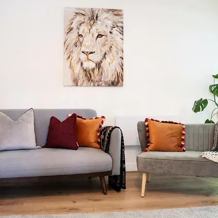 The Prestwich Pad By House Of Josef 公寓