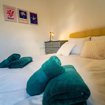 2 Bdr 7 Min To Centre Parking Workspace Сasa de vacaciones *