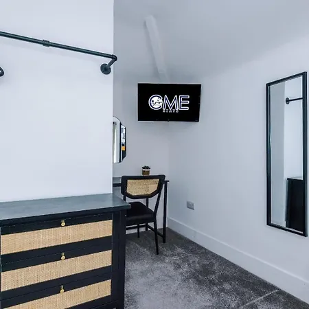 Casa de Férias 3Br House Near Etihad Stadium And Co-Op Live With Free Parking *