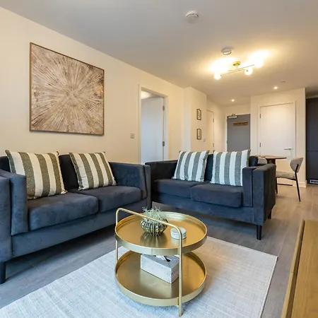Apartamento Stylish 2br Near Man Utd, Cricket Stadium & *