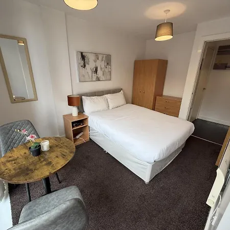 Northern Quarter 2-bed, Sleeps 6 With Balcony Manchester