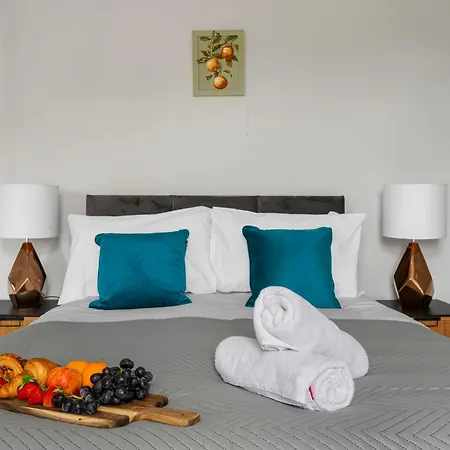 Stylish 3br Mellor House Close To Old Trafford - Sleeps 5