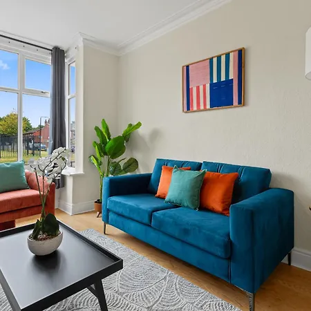 Tatil Evi Stylish 3br Mellor House Close To Old Trafford - Sleeps 5 *