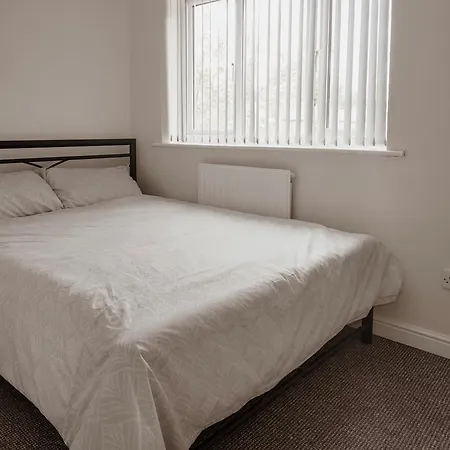 Cozy And Stylish Near * Manchester