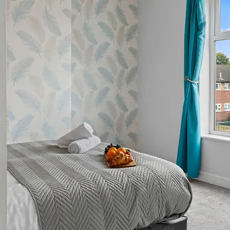 Tatil Evi Stylish 3br Mellor House Close To Old Trafford - Sleeps 5 Manchester