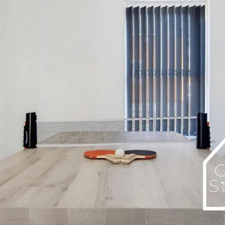 Vibrant Spacious 3 Bed With Pac Man & Ping Pong Near Centre - Free Parking Casa de Férias *