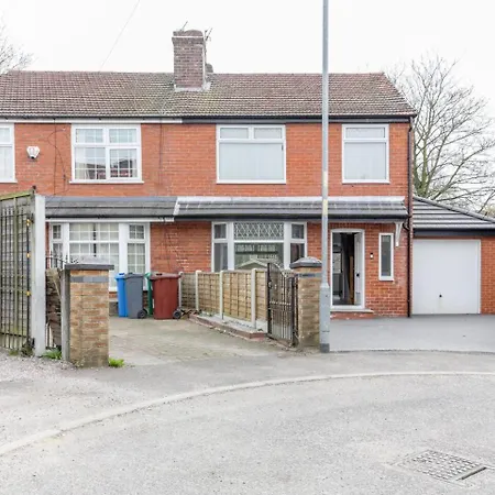 4br With Parkingnear Heaton Park Sleeps 10 Manchester