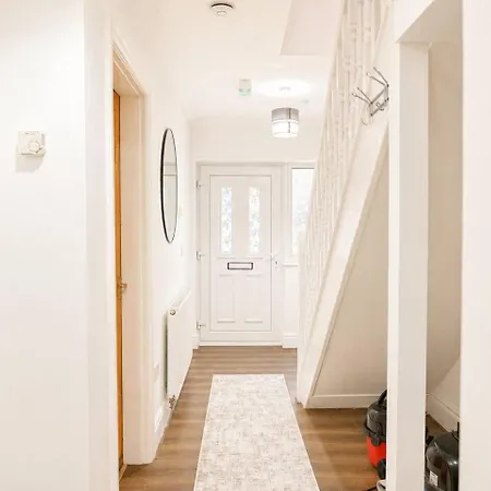 Casa de Férias 6bdr House In Old Trafford Sleeps 15 Parking Manchester