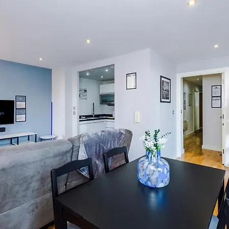 Modern 2br Sleeps 4 Deansgate بيت للعطل *