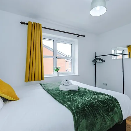 5Bed 35Bath Mnthlydisc Bigdriveway Chorlton *
