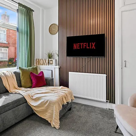 2 Bed Retreat -near Mri Oxford Rd- Sleeps 5 Casa de Férias *