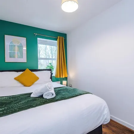 بيت للعطل 5Bed 35Bath Mnthlydisc Bigdriveway Chorlton مانشستر