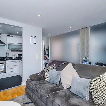 Casa de Férias Modern 2br Sleeps 4 Deansgate Manchester