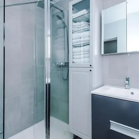 Deluxe Double In Salford, With Free Parking Manchester
