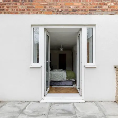 4br With Parkingnear Heaton Park Sleeps 10 Mánchester