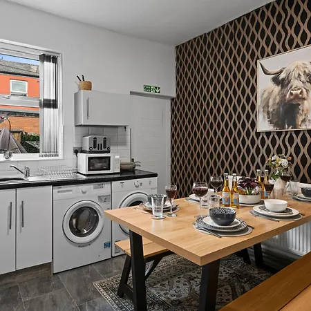 Casa de Férias 2 Bed Retreat -near Mri Oxford Rd- Sleeps 5 Manchester