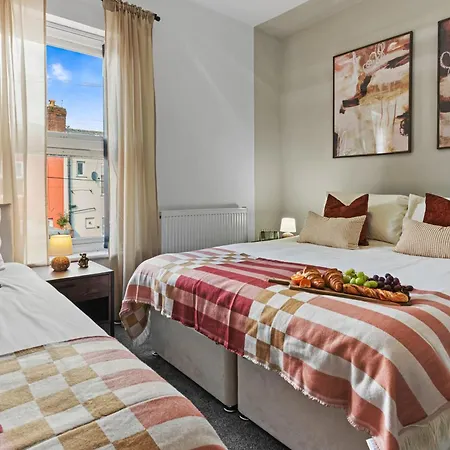 2 Bed Retreat -near Mri Oxford Rd- Sleeps 5 Casa de Férias *