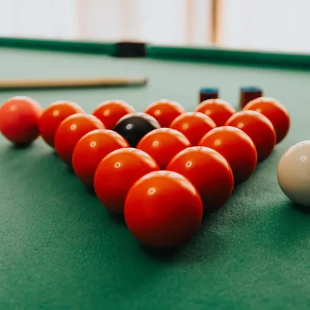 Modern 3-bed W Pool Table N Etihad & Co-op Live Casa de Férias Manchester