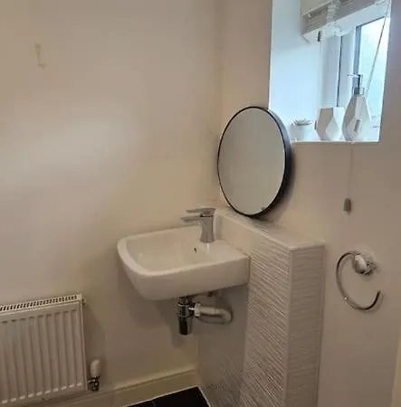 Tatil Evi 4br House + Parking Near Etihad & Co-op Live Manchester