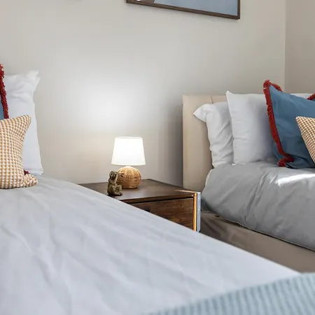 2 Bed Retreat -near Mri Oxford Rd- Sleeps 5 Casa de Férias