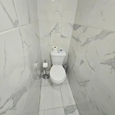 Tatil Evi Large 7 Bedroom House! Parking. Close2city Centre *