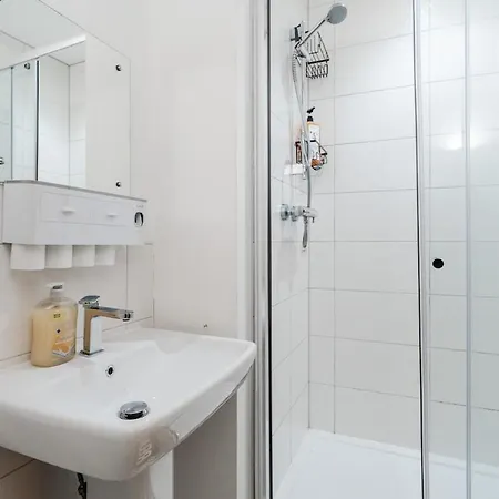 Modern 3-bed W Pool Table N Etihad & Co-op Live *